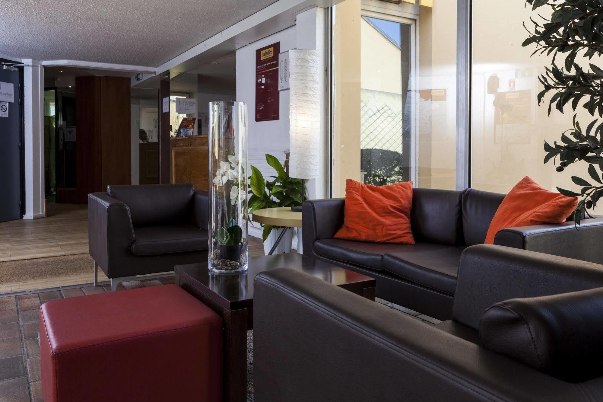 Ibis Budget Сент-Уан-л'Омон Екстериор снимка